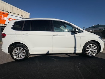 Used Volkswagen Touran 2018 for sale - 78362019: Photo