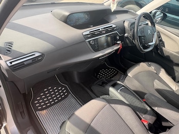Used Citroen Grand C4 Picasso 2014 for sale - 78759403: Photo