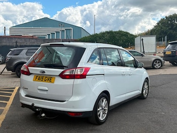 Used Ford Grand C-Max 2015 for sale - 79600989: Photo