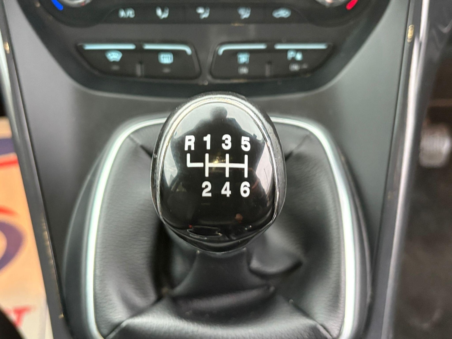 Used Ford Kuga 2014 for sale - 76886266: Photo 19