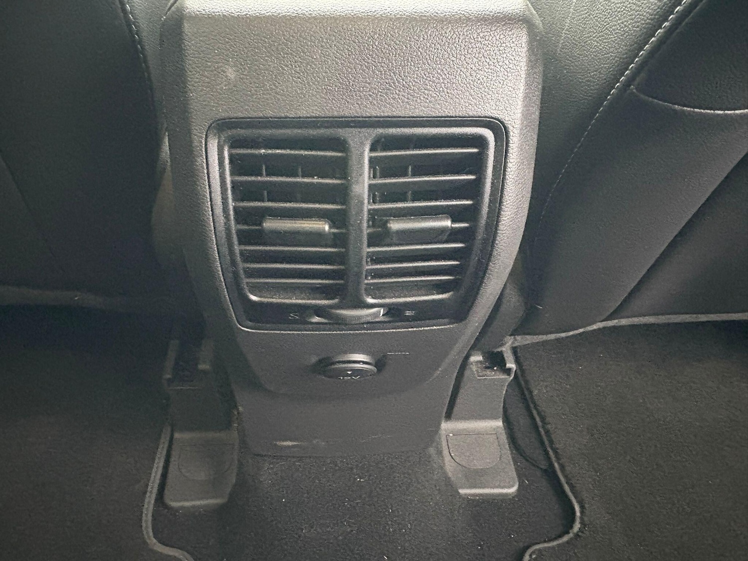 Used Ford Kuga 2014 for sale - 76886266: Photo 22