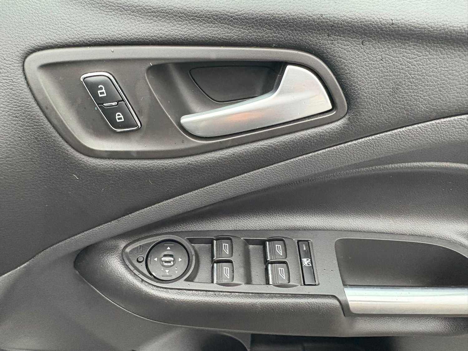 Used Ford Kuga 2014 for sale - 76886266: Photo 23