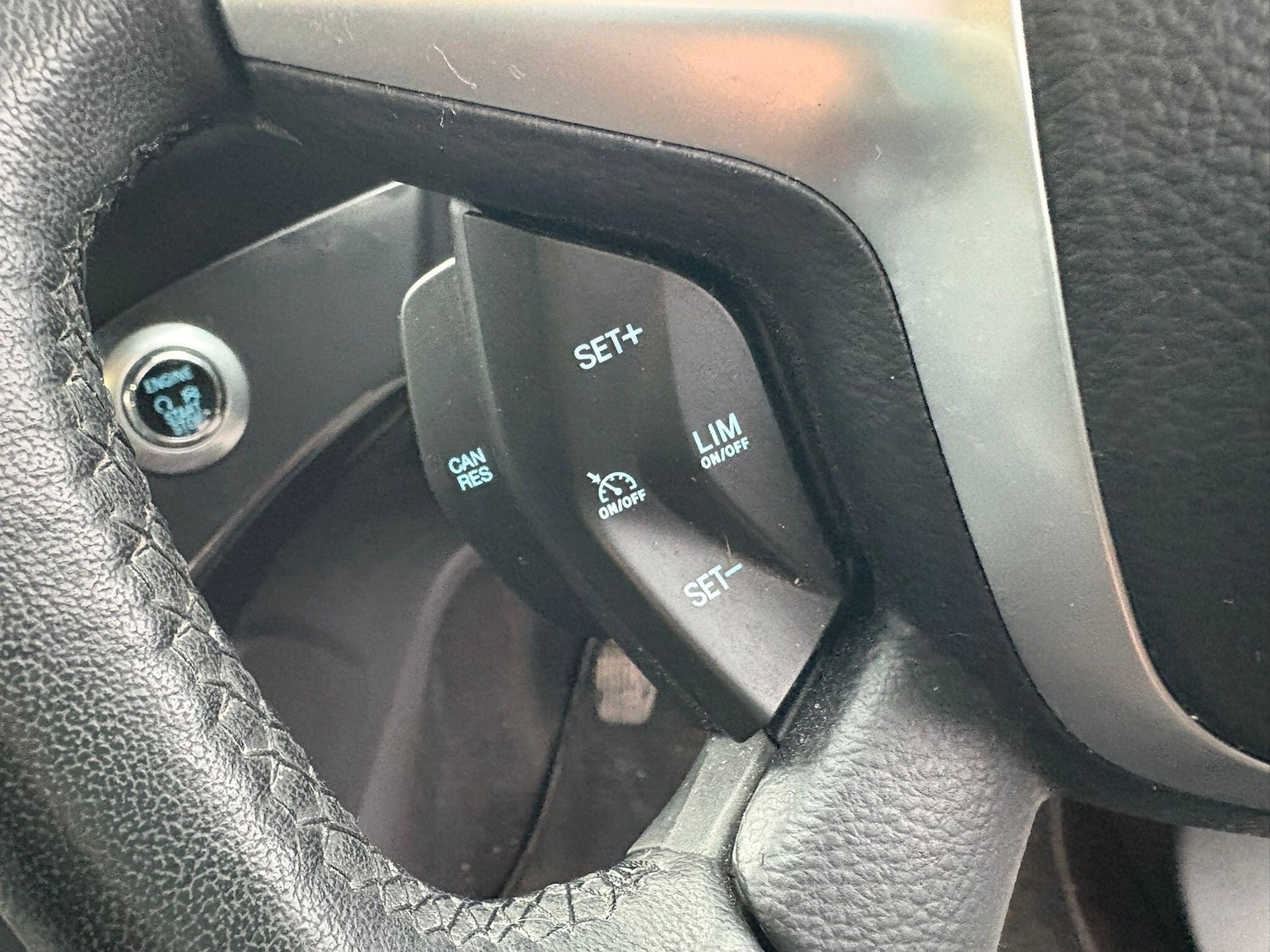 Used Ford Kuga 2014 for sale - 76886266: Photo 59