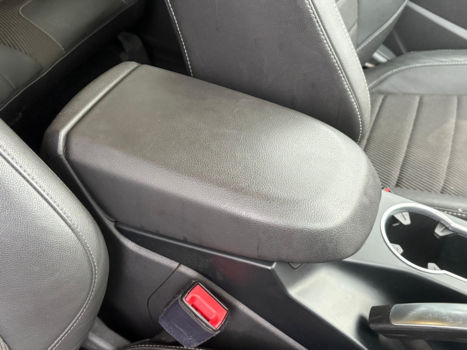 Used Ford Kuga 2014 for sale - 76886266: Photo 66