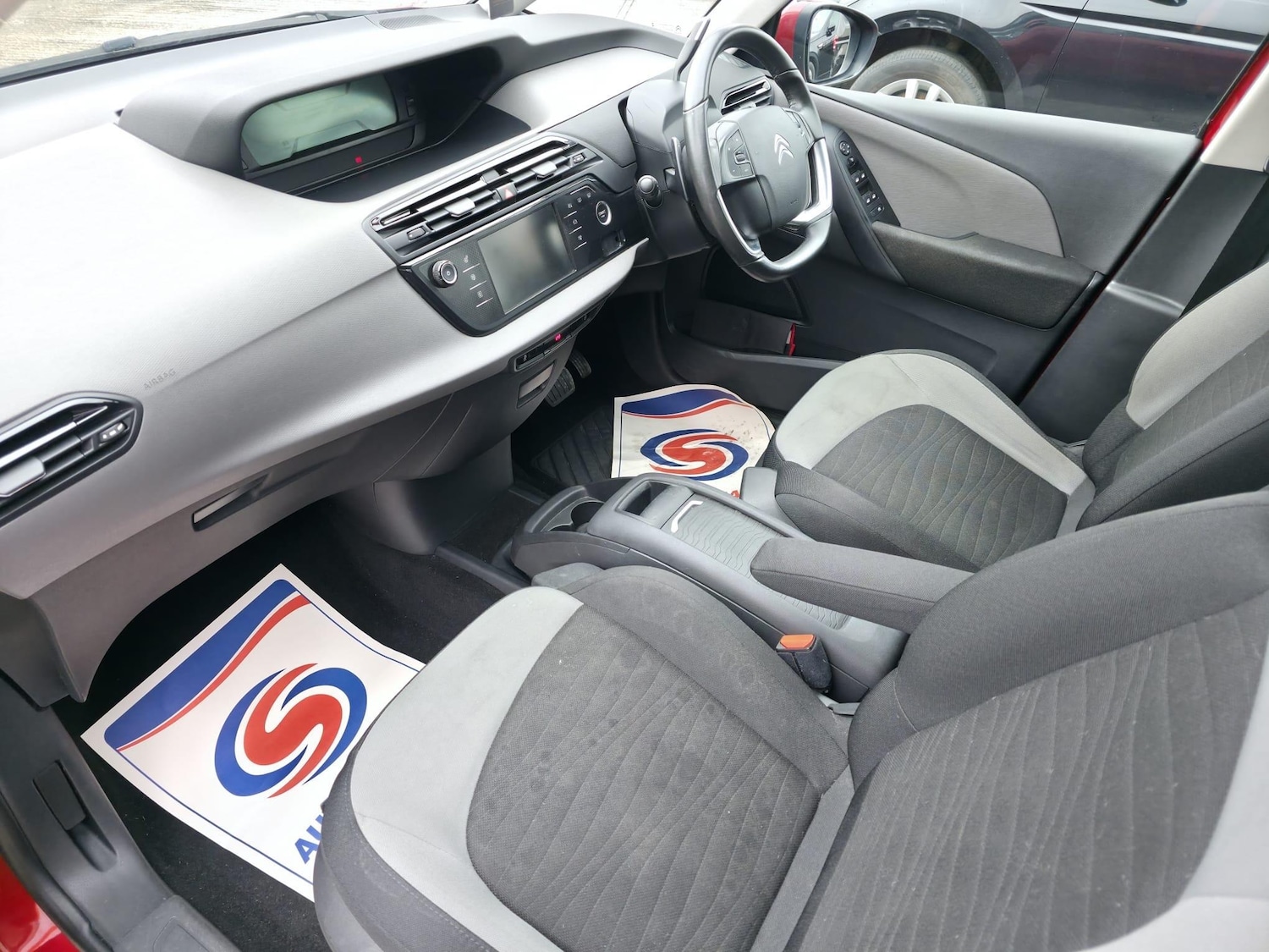 Used Citroen Grand C4 Picasso for sale - 78116250: Photo 2