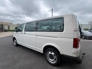 Used Volkswagen Transporter Shuttle 2017 for sale - 79464699: Photo