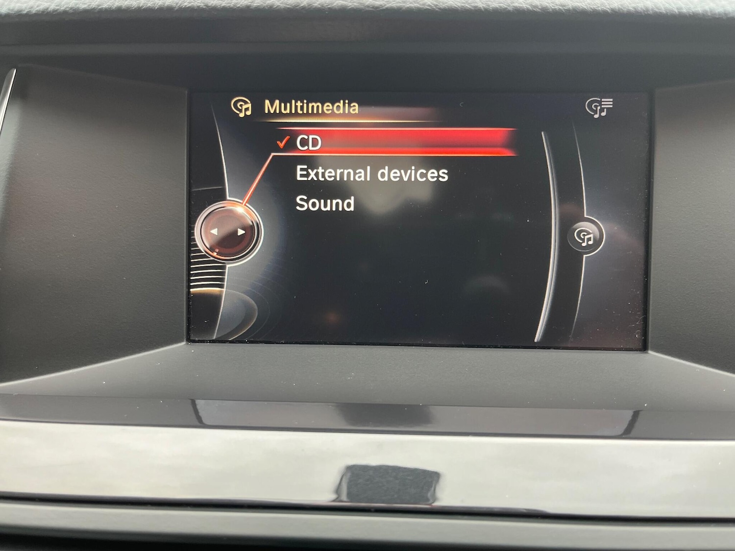 Used BMW 5 Series 2016 for sale - 76656947: Photo 32