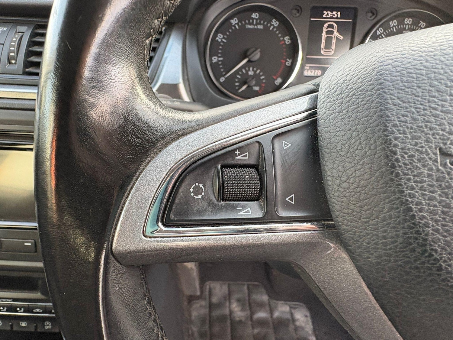 Used Skoda Rapid Spaceback 2015 for sale - 77376852: Photo 22