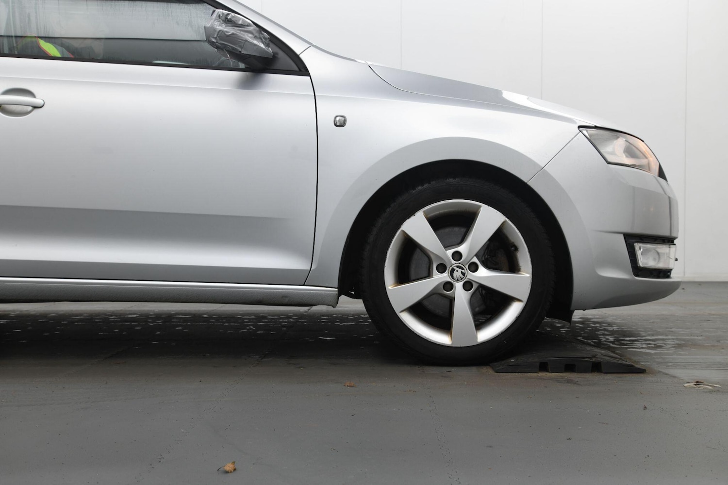 Used Skoda Rapid Spaceback 2015 for sale - 77376852: Photo 27