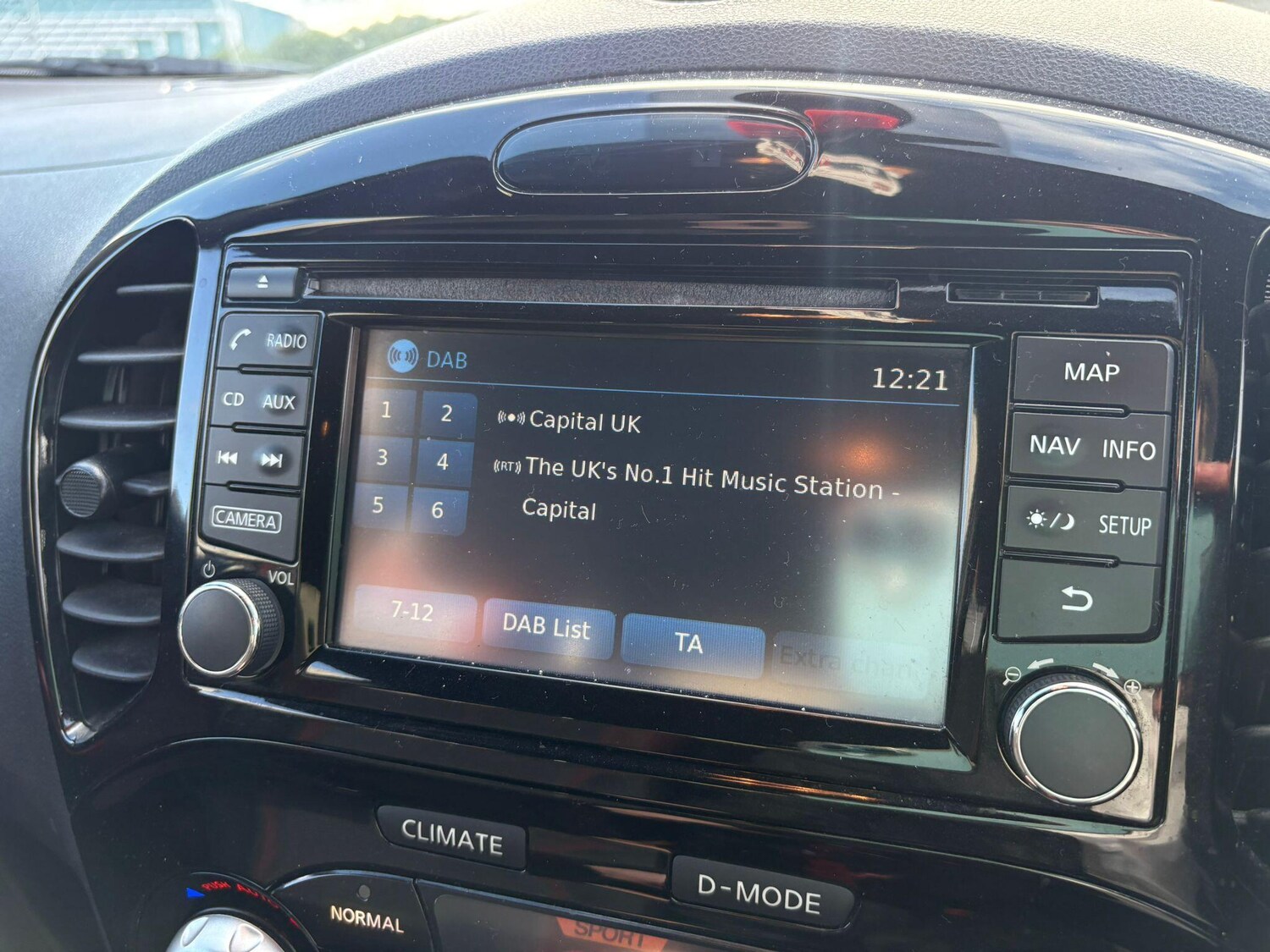 Used Nissan Juke 2017 for sale - 77637415: Photo 25