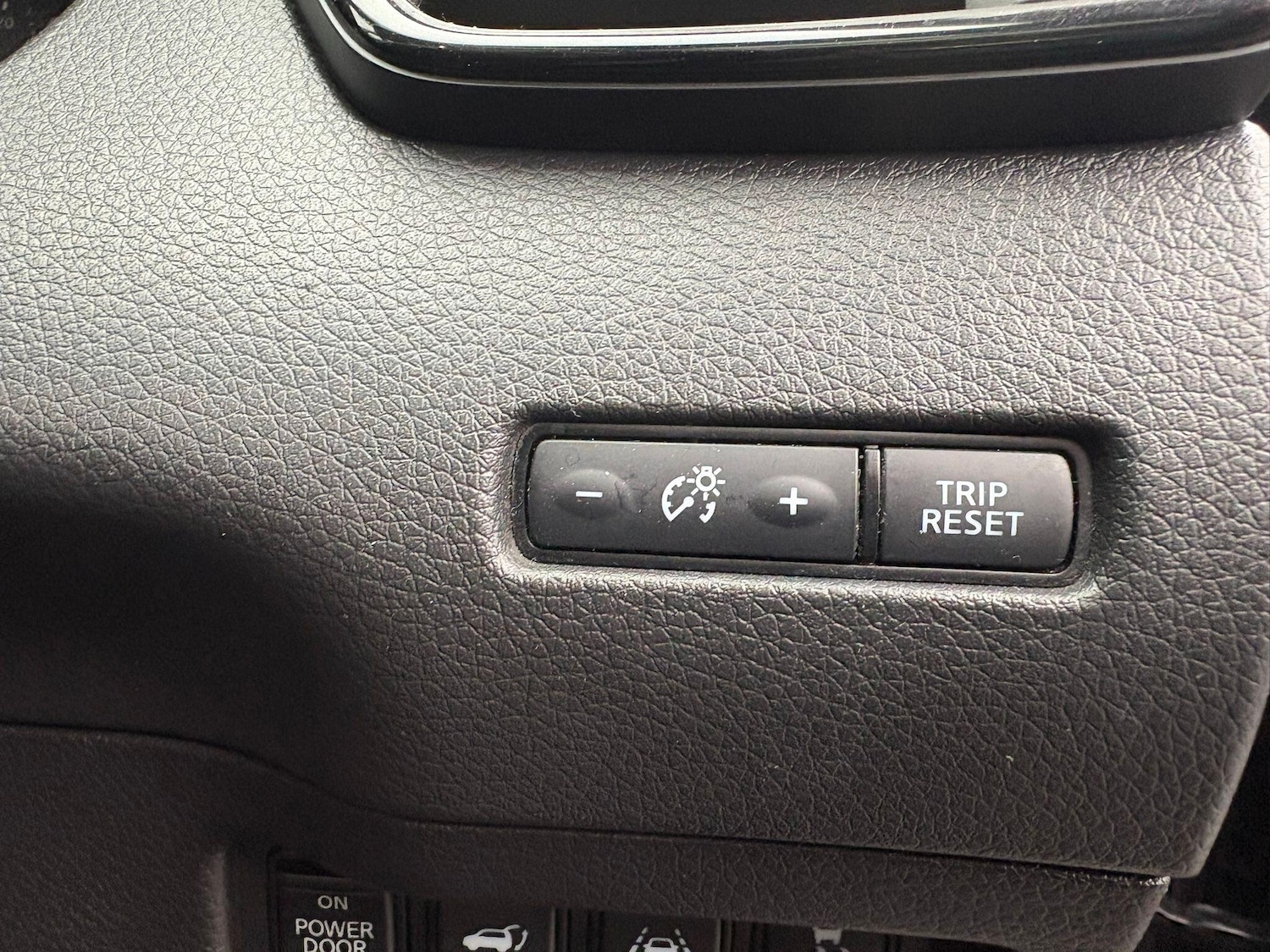 Used Nissan X-Trail 2018 for sale - 77612882: Photo 25