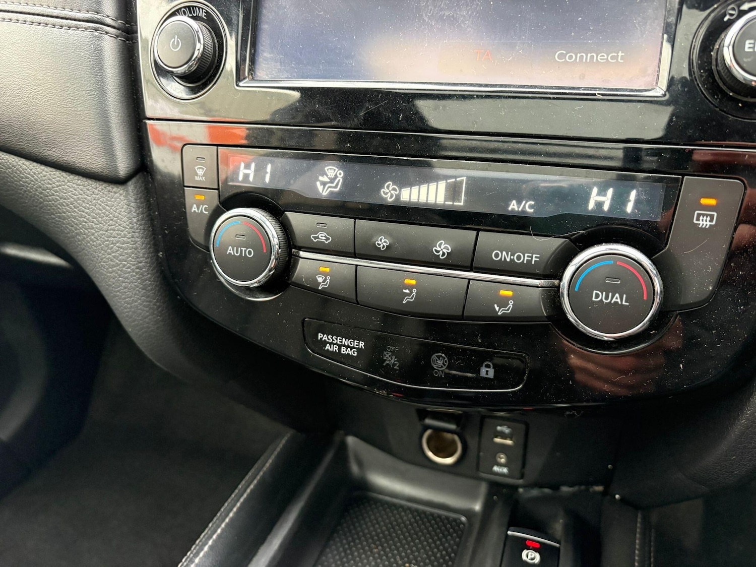 Used Nissan X-Trail 2018 for sale - 77612882: Photo 42