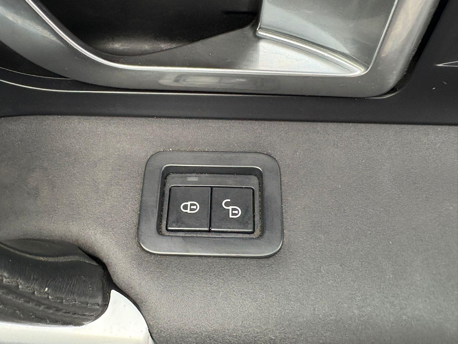 Used Land Rover Discovery Sport 2017 for sale - 77066715: Photo 25