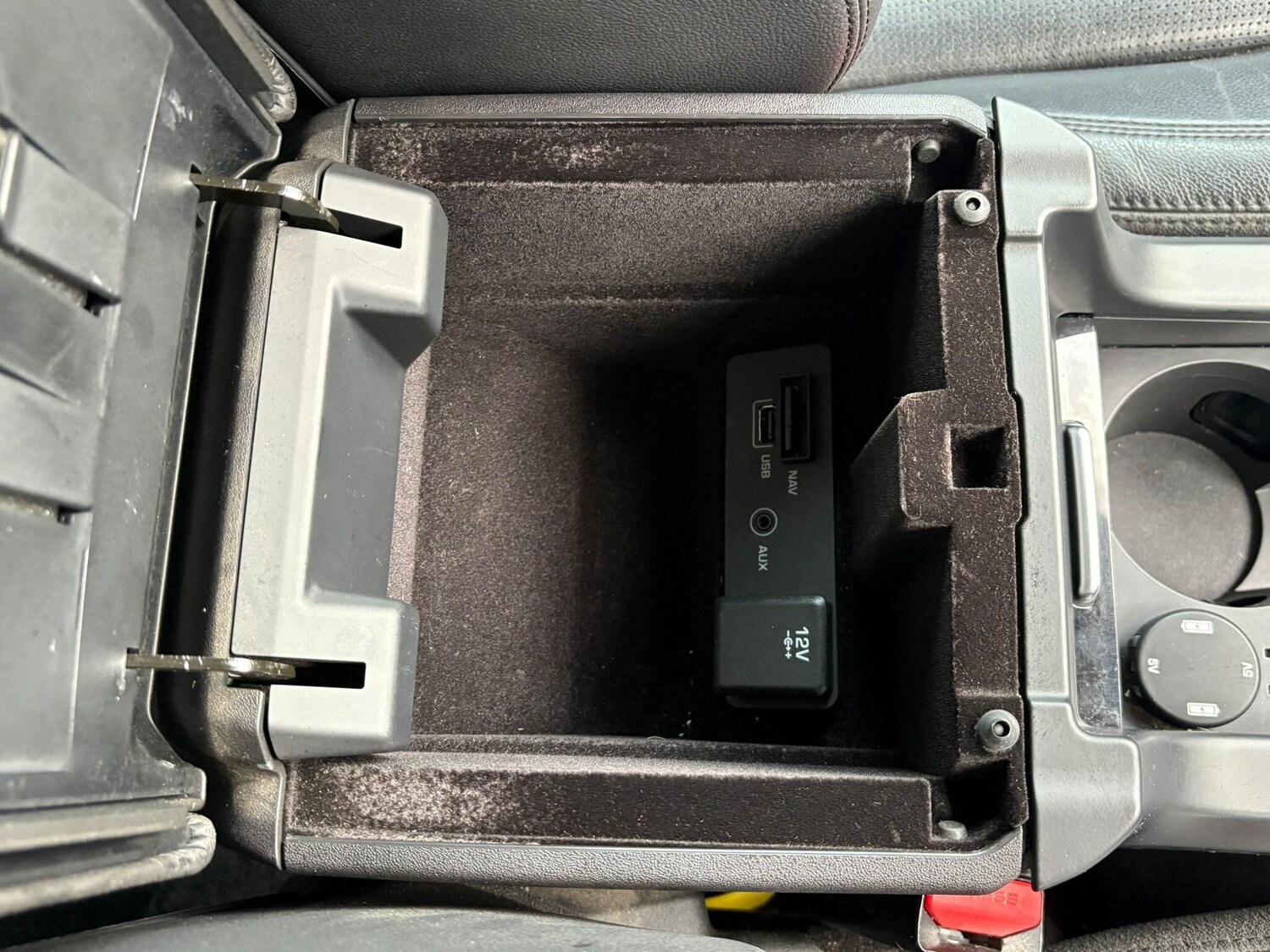 Used Land Rover Discovery Sport 2017 for sale - 77066715: Photo 74