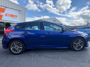 Used Ford Focus 2017 for sale - 79033699: Photo