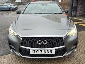 Used Infiniti Q30 2017 for sale - 76666920: Photo