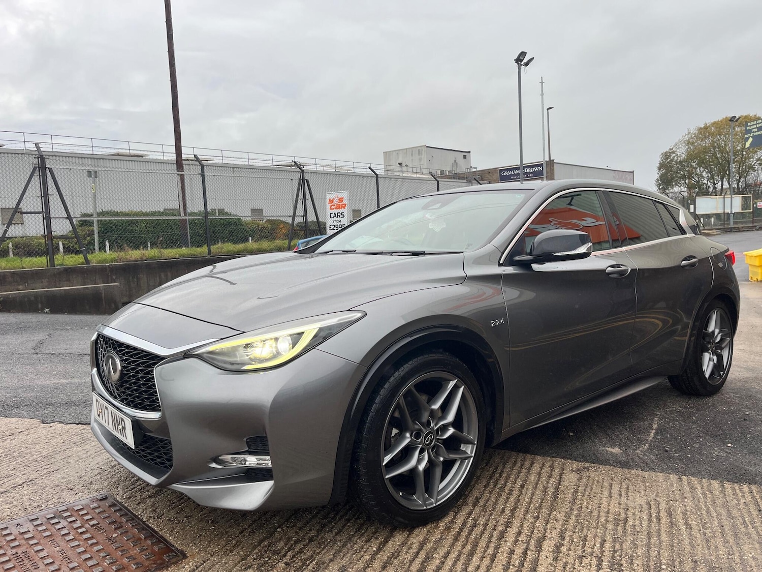 Used Infiniti Q30 2017 for sale - 76666920: Photo 3