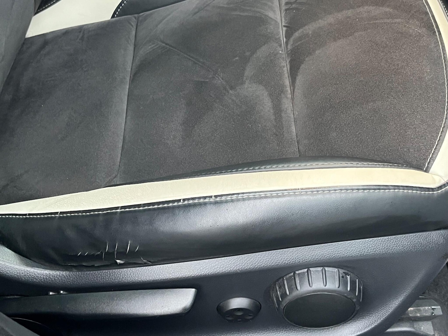 Used Infiniti Q30 2017 for sale - 76666920: Photo 52