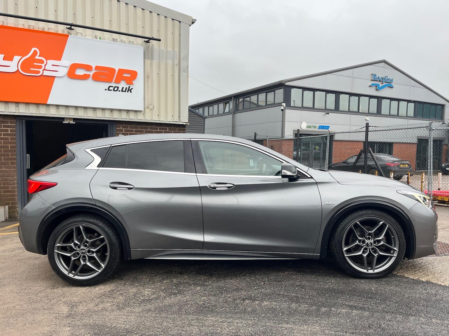 Used Infiniti Q30 2017 for sale - 76666920: Photo 8