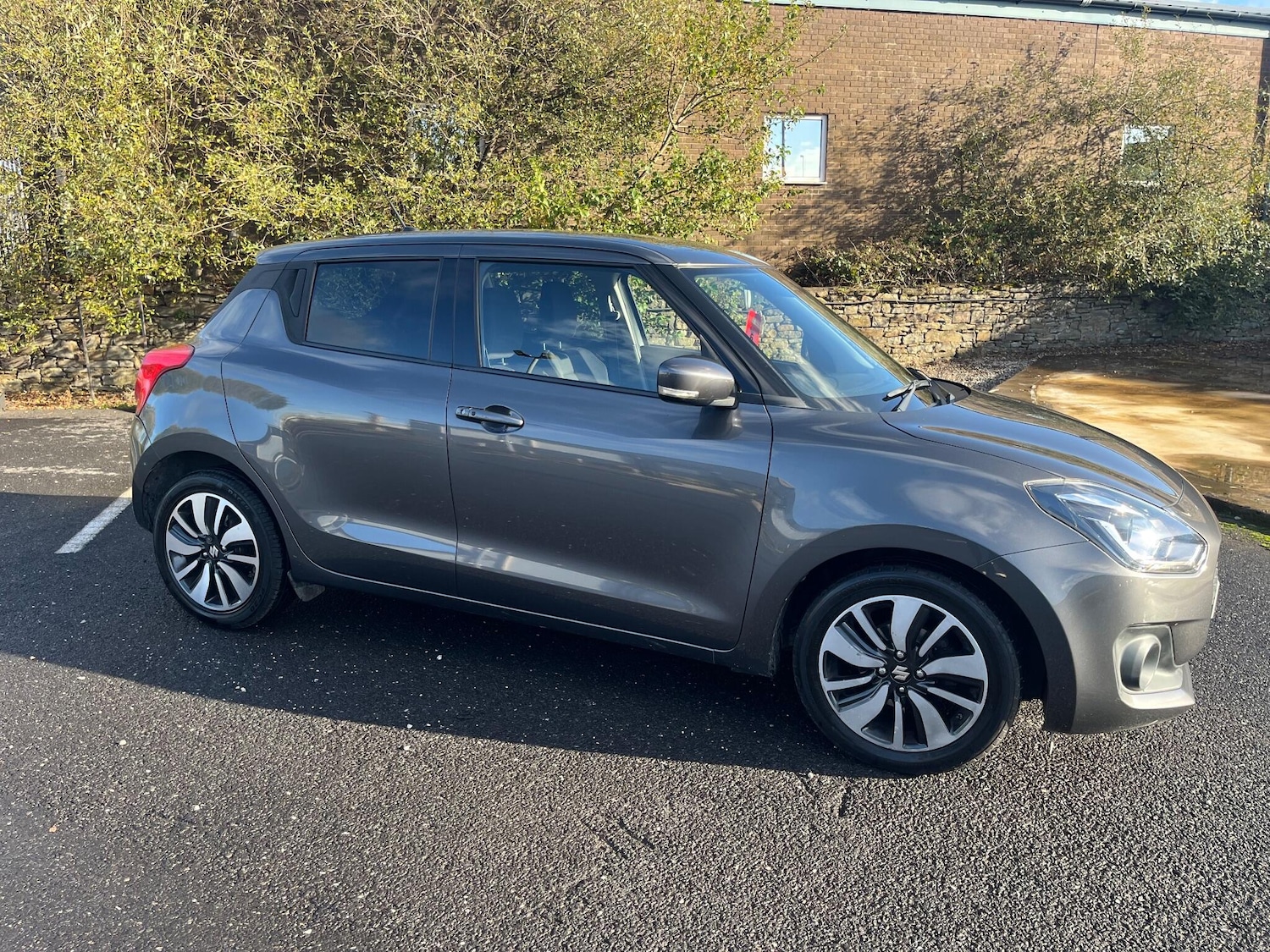 Used Suzuki Swift 2018 for sale - 76743190: Photo 12