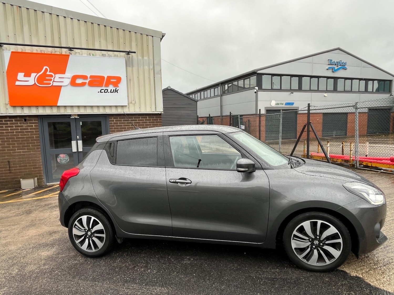 Used Suzuki Swift 2018 for sale - 76743190: Photo 14