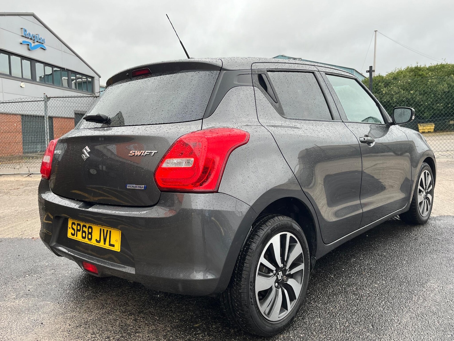 Used Suzuki Swift 2018 for sale - 76743190: Photo 18