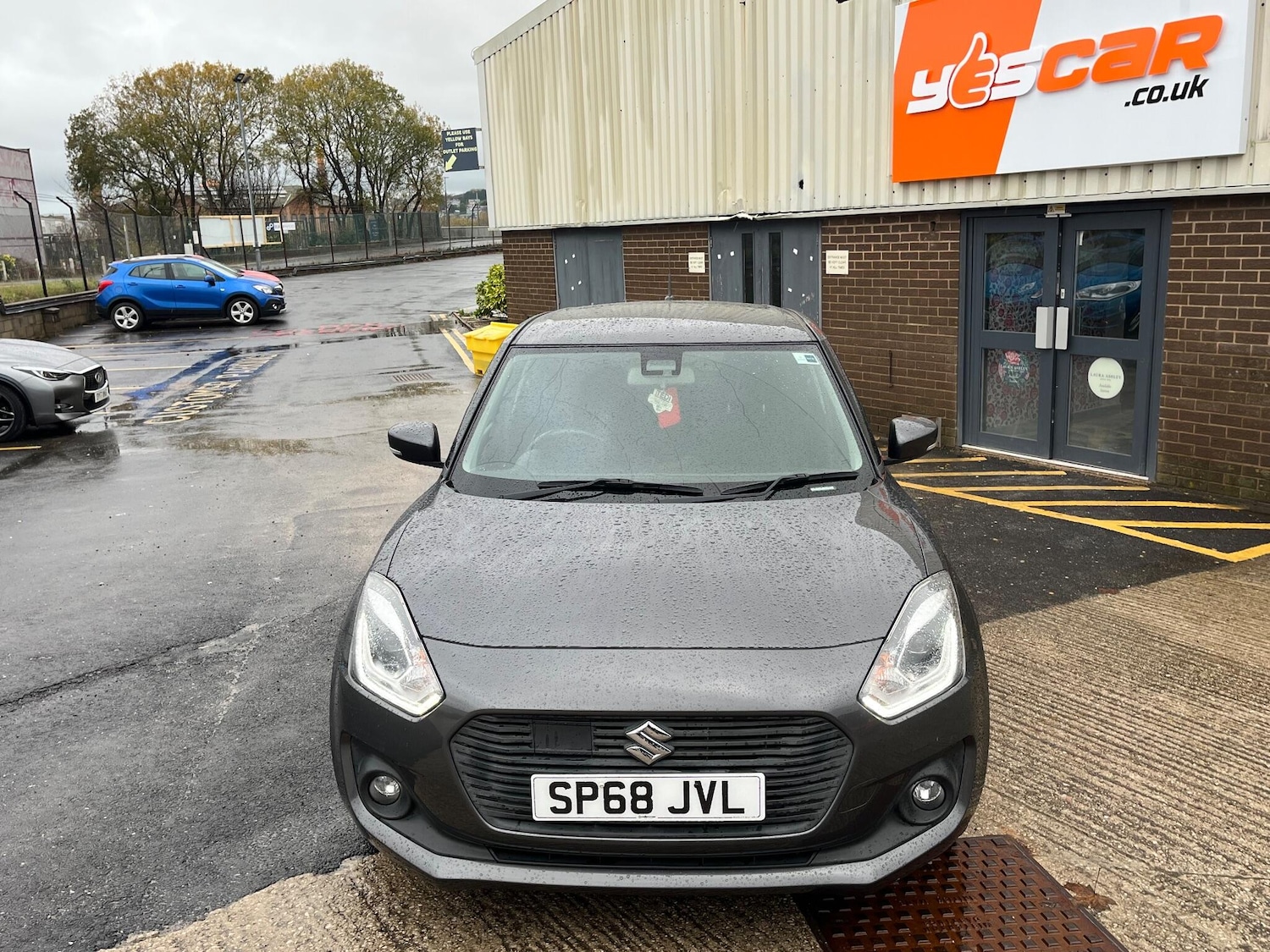 Used Suzuki Swift 2018 for sale - 76743190: Photo 2