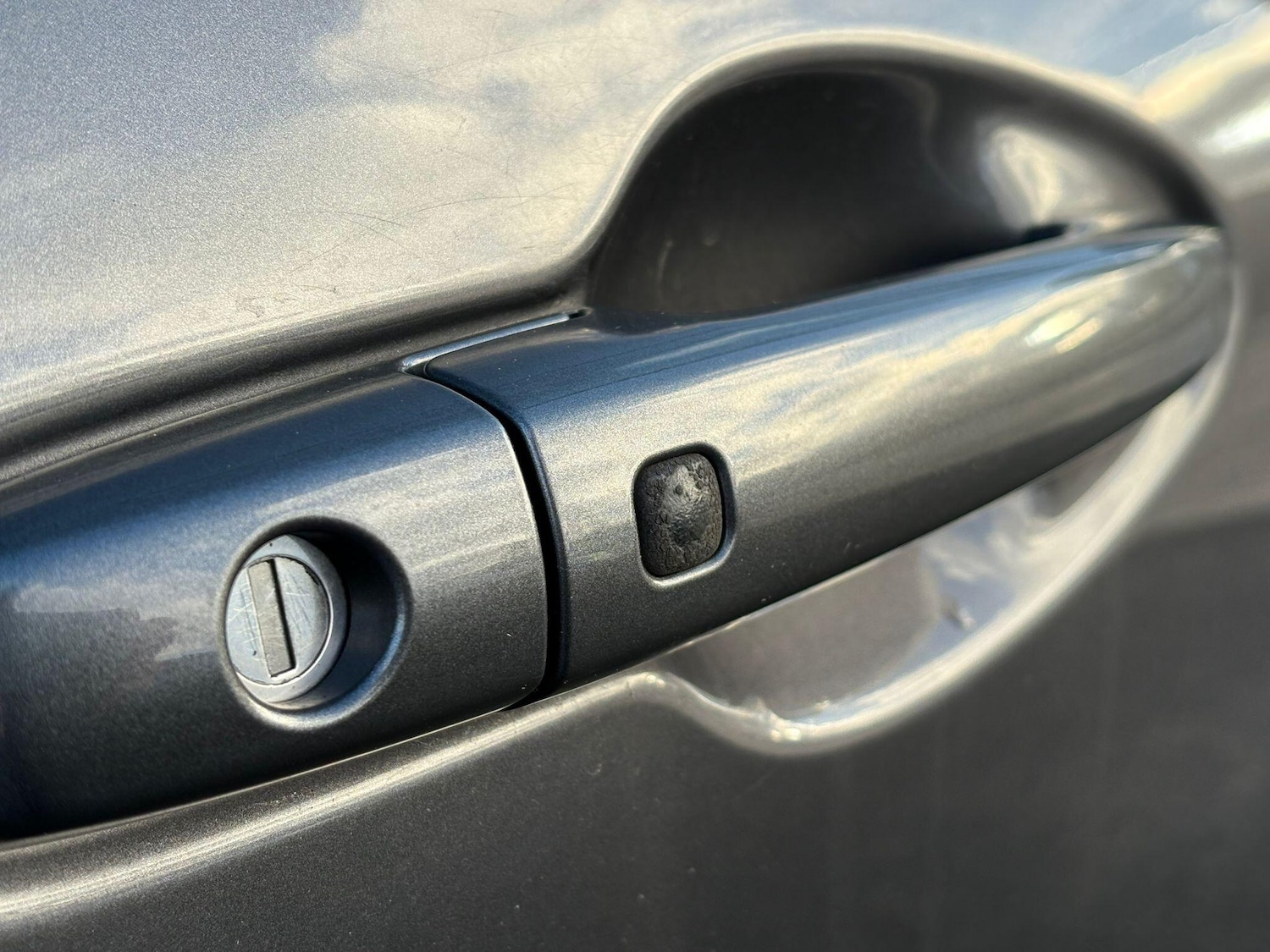 Used Suzuki Swift 2018 for sale - 76743190: Photo 77