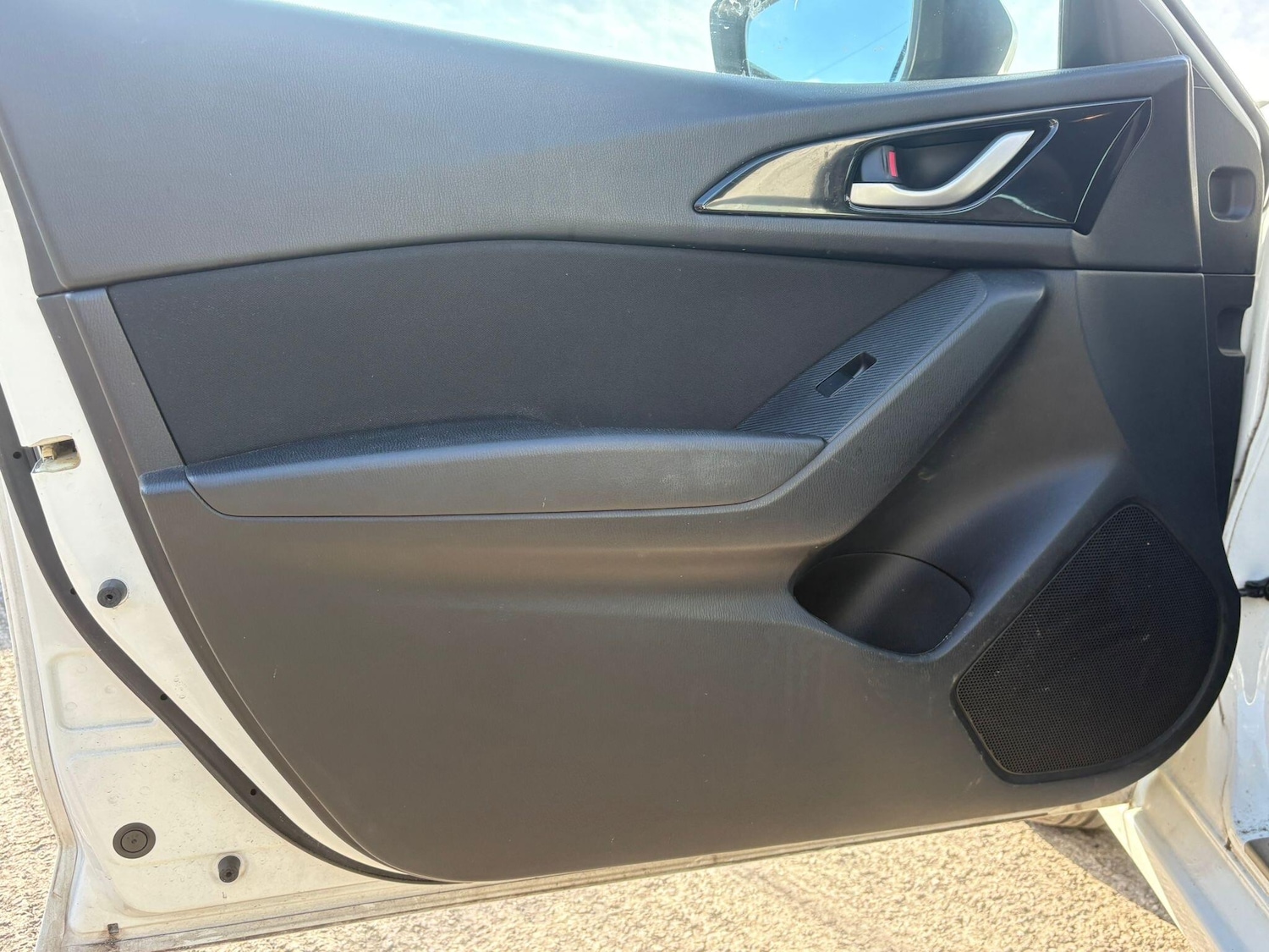 Used Mazda Mazda3 for sale - 77925760: Photo 28