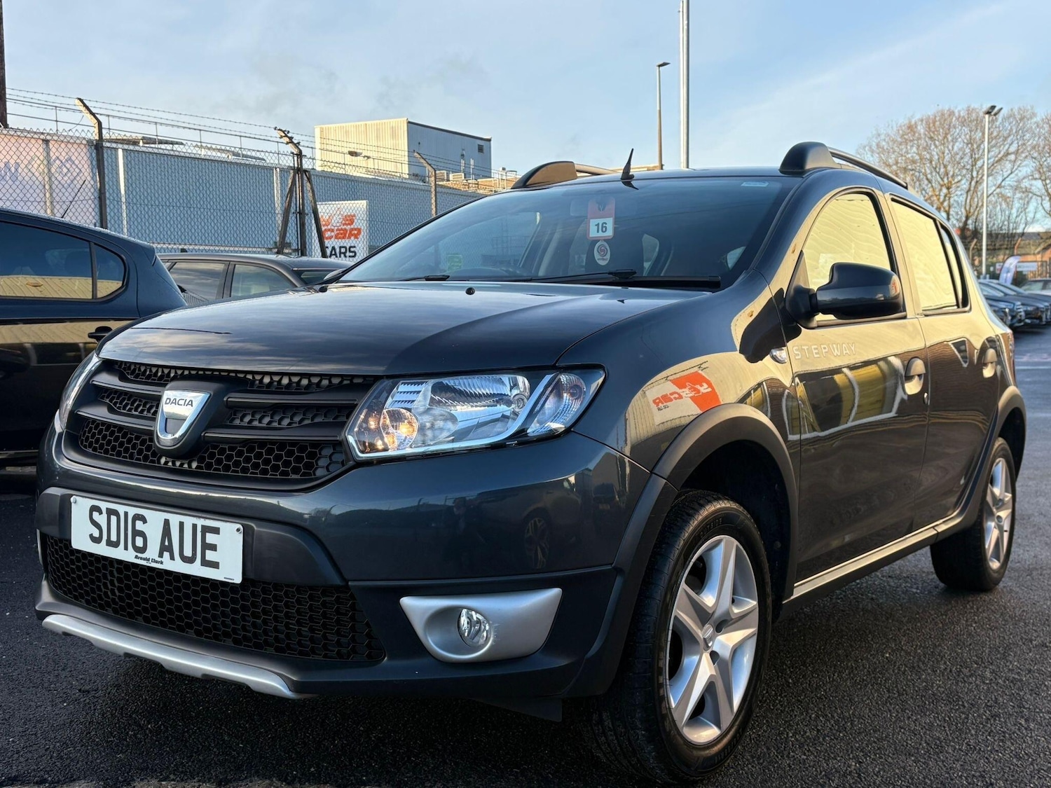Used Dacia Sandero Stepway 2016 for sale - 77396173: Photo 4