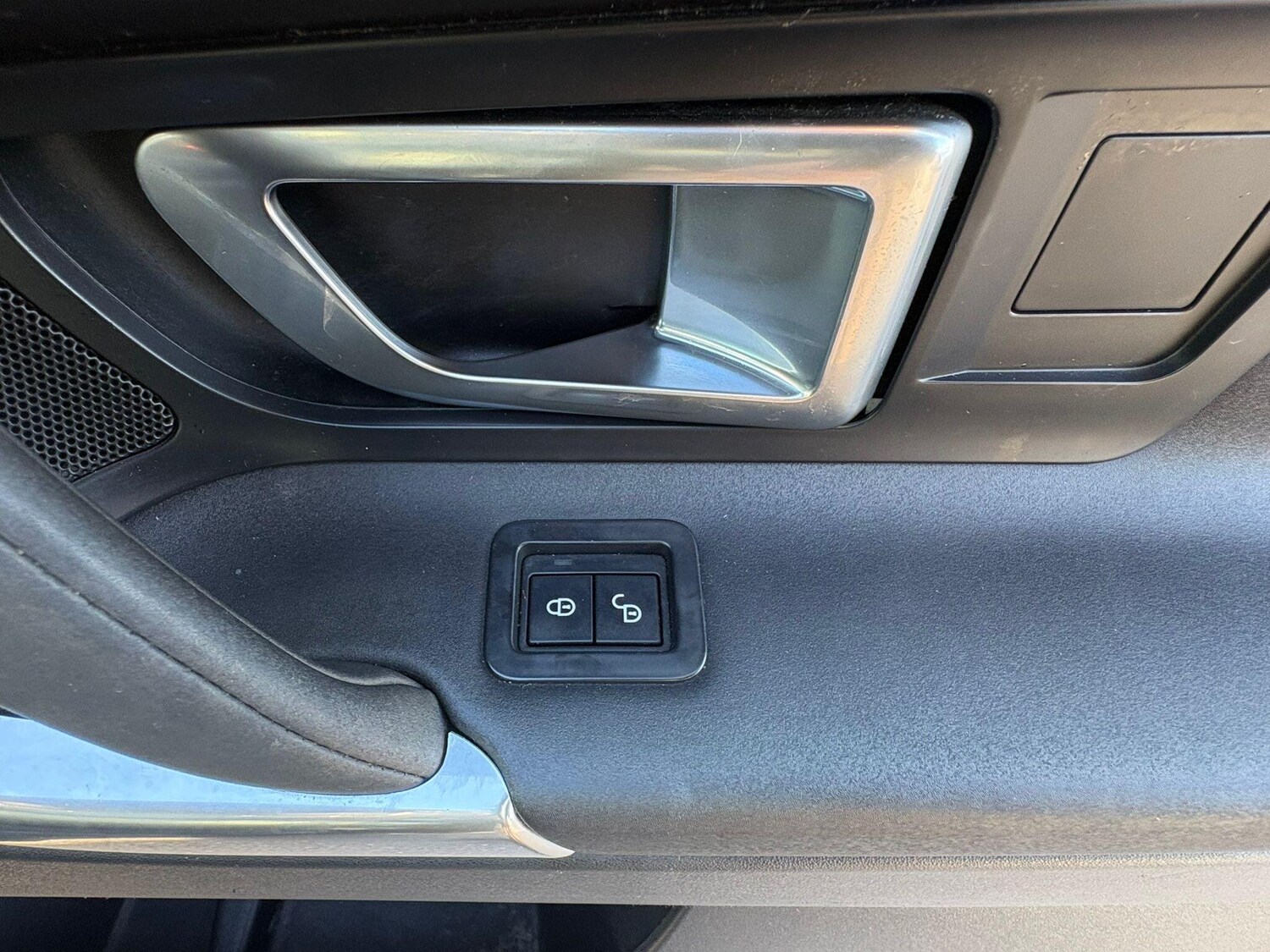 Used Land Rover Discovery Sport for sale - 78057852: Photo 19