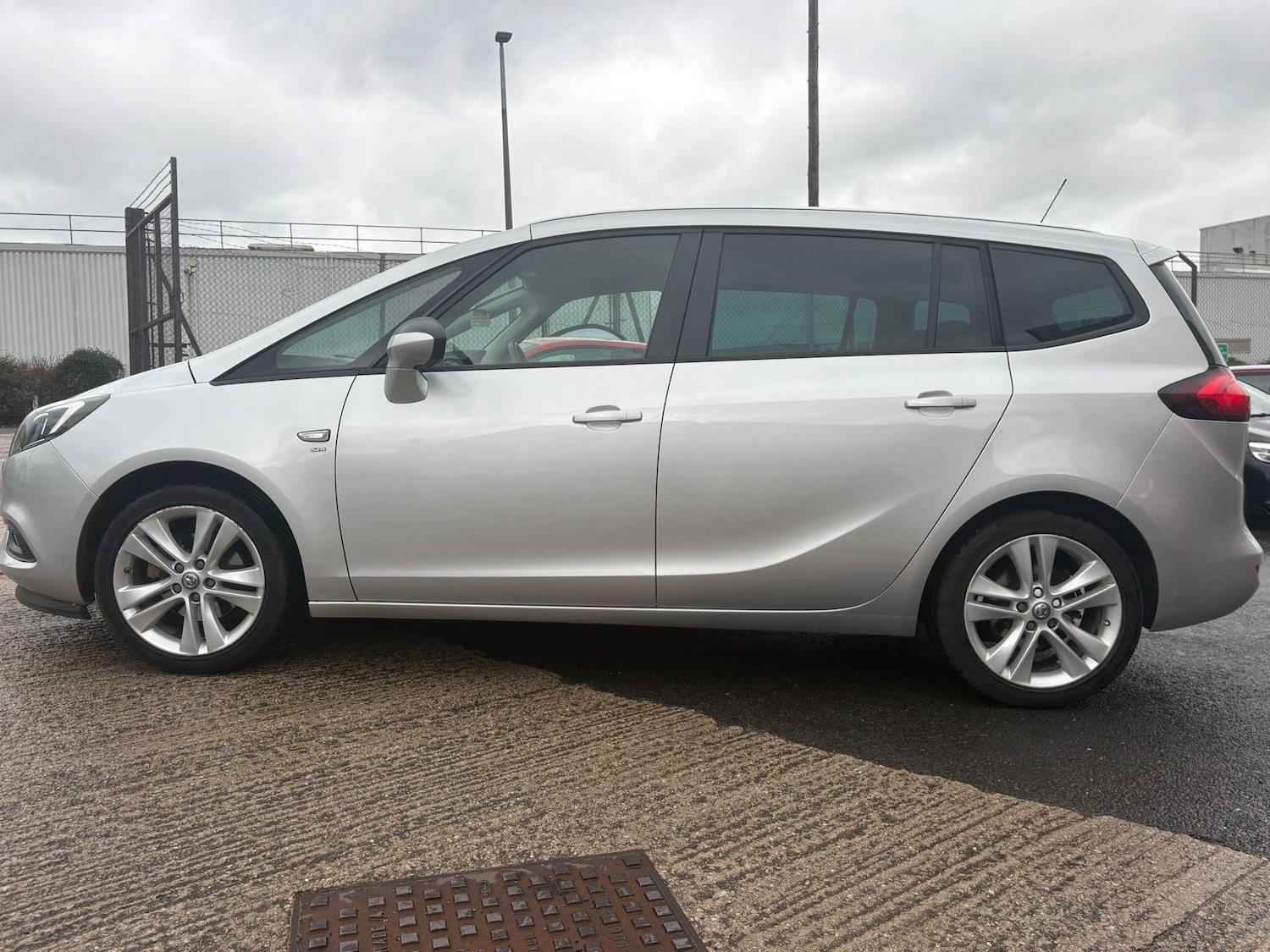 Used Vauxhall Zafira 2018 for sale - 77853802: Photo 10