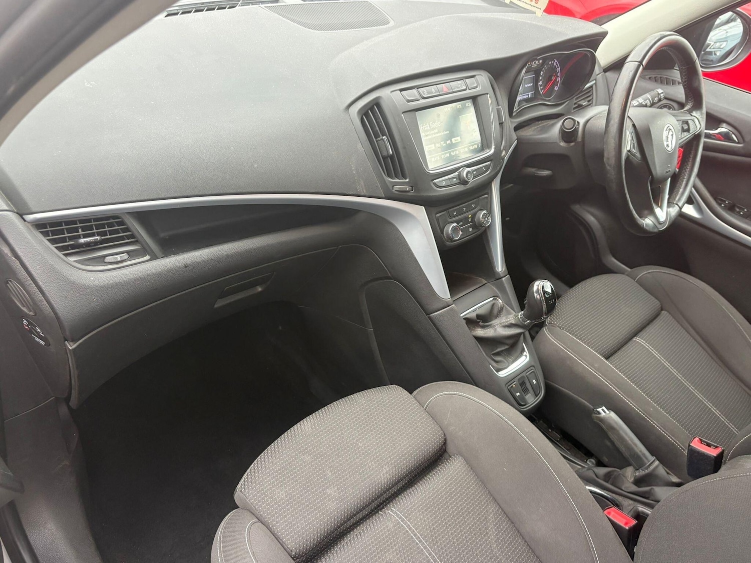 Used Vauxhall Zafira 2018 for sale - 77853802: Photo 18