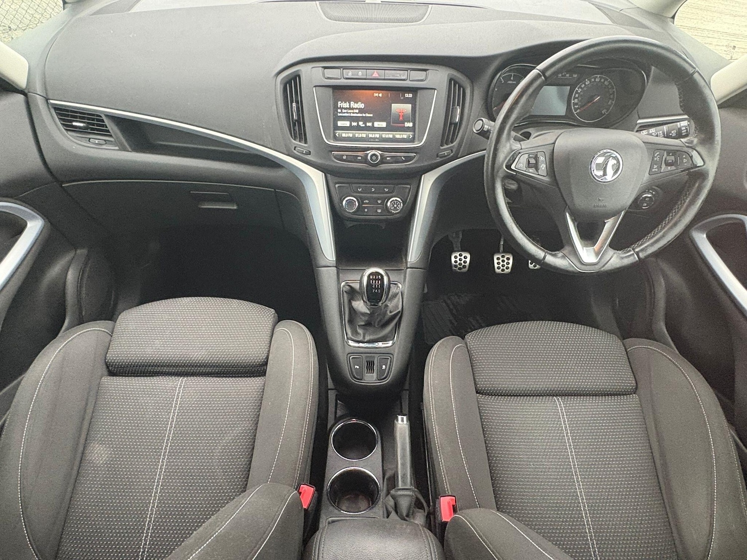 Used Vauxhall Zafira 2018 for sale - 77853802: Photo 2