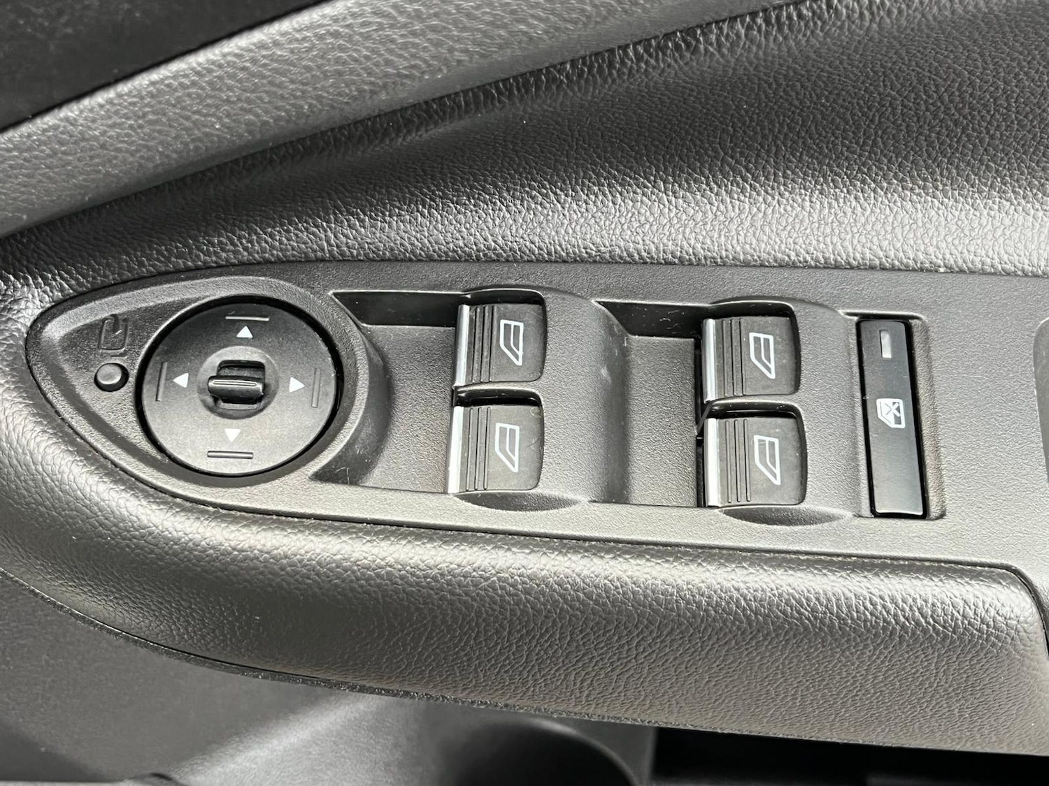 Used Ford Kuga 2018 for sale - 76667067: Photo 19