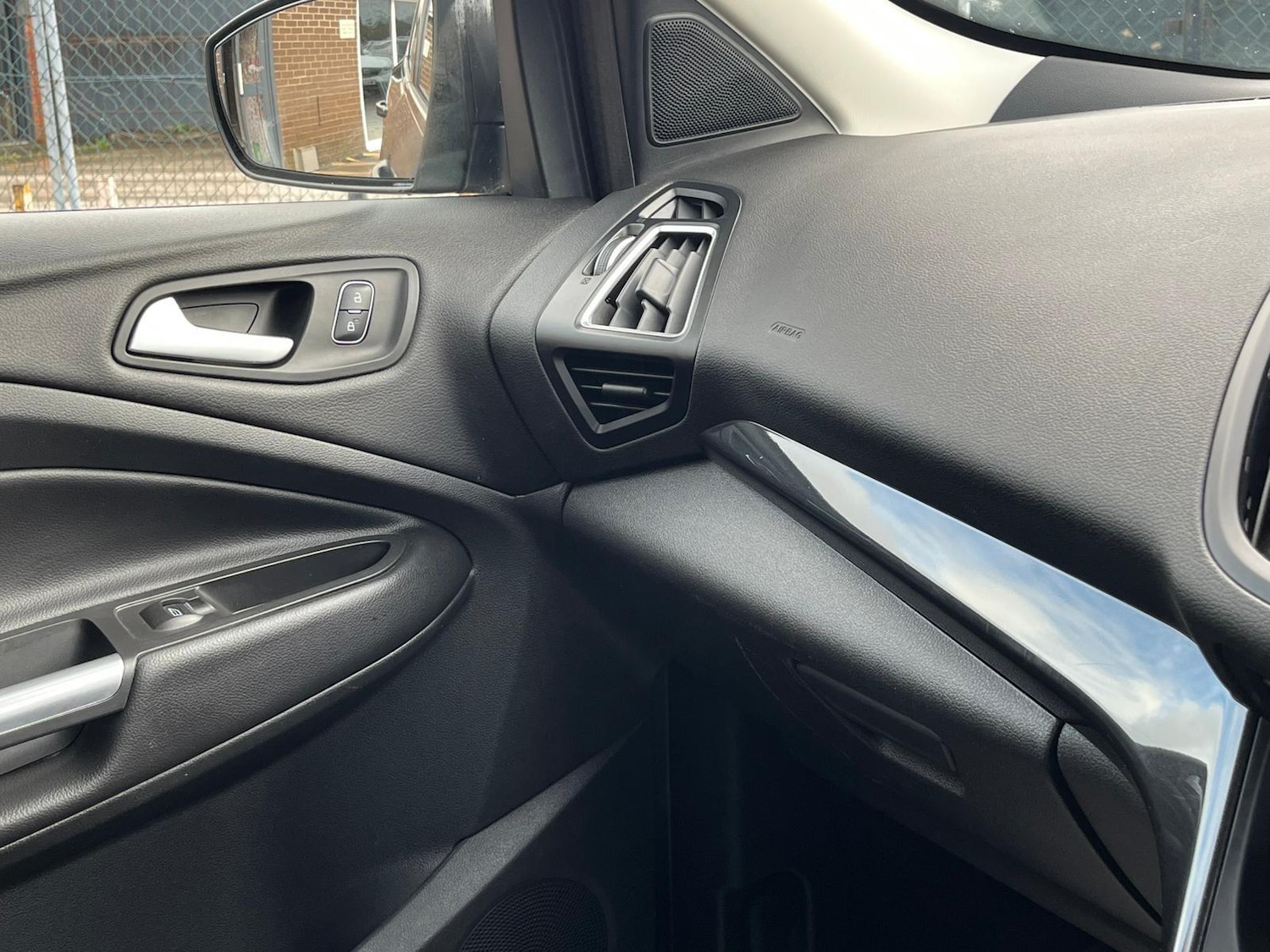 Used Ford Kuga 2018 for sale - 76667067: Photo 28