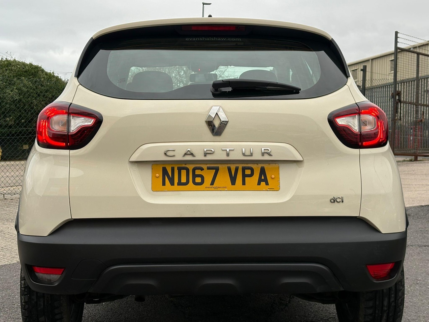 Used Renault Captur 2018 for sale - 77637775: Photo 10