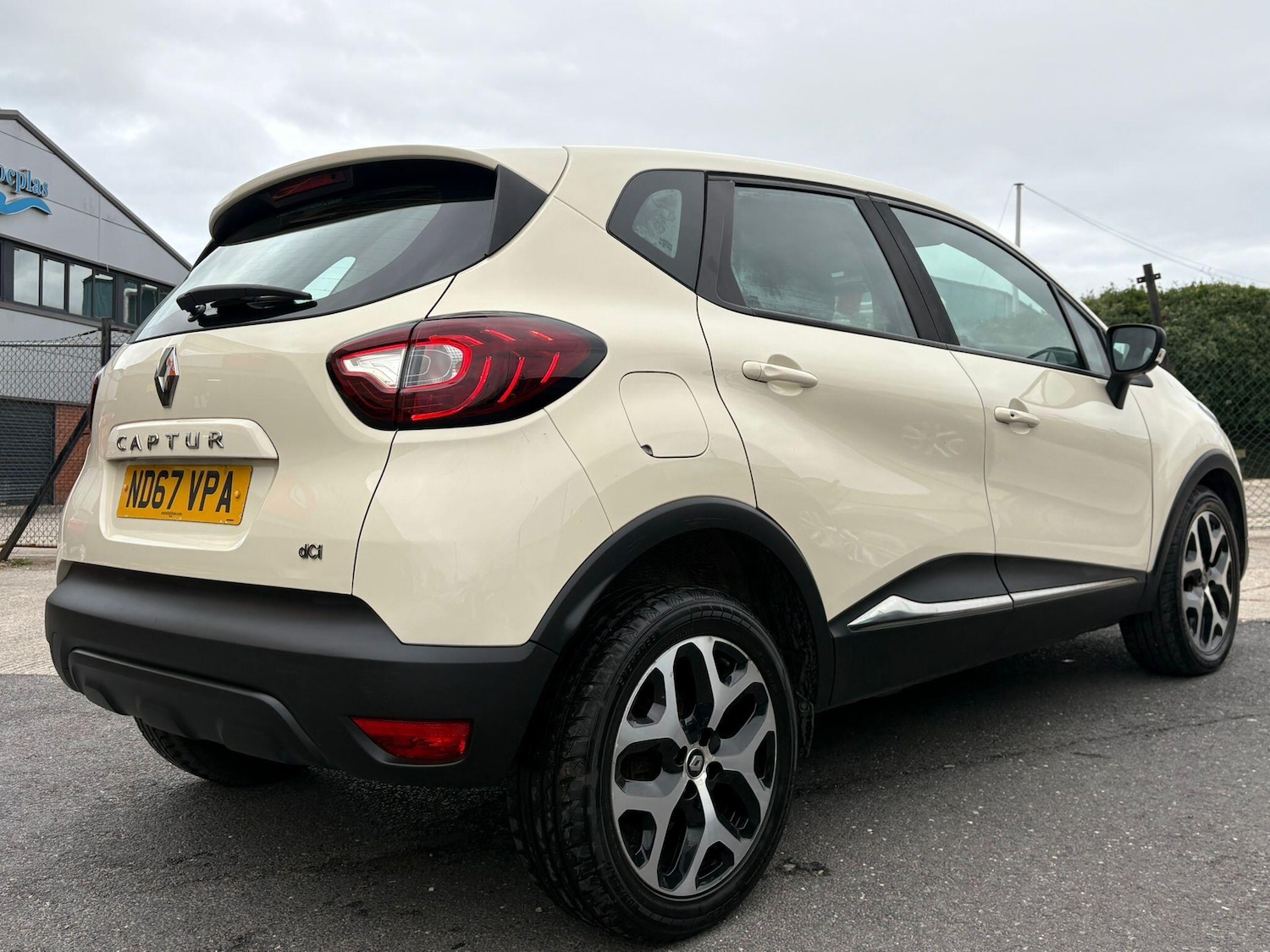 Used Renault Captur 2018 for sale - 77637775: Photo 12