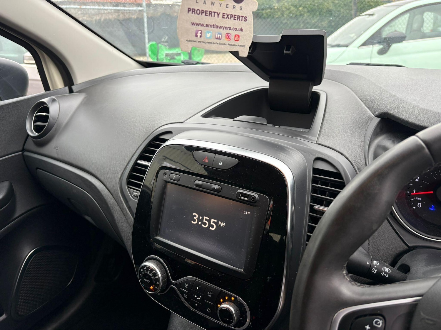 Used Renault Captur 2018 for sale - 77637775: Photo 17