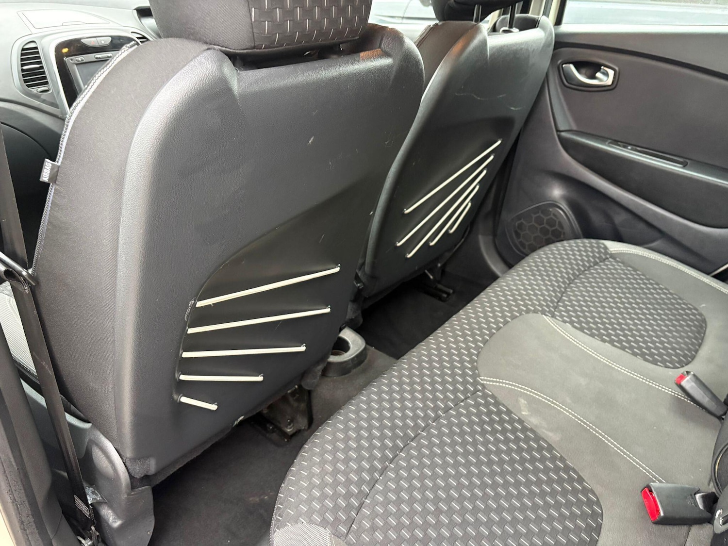 Used Renault Captur 2018 for sale - 77637775: Photo 21