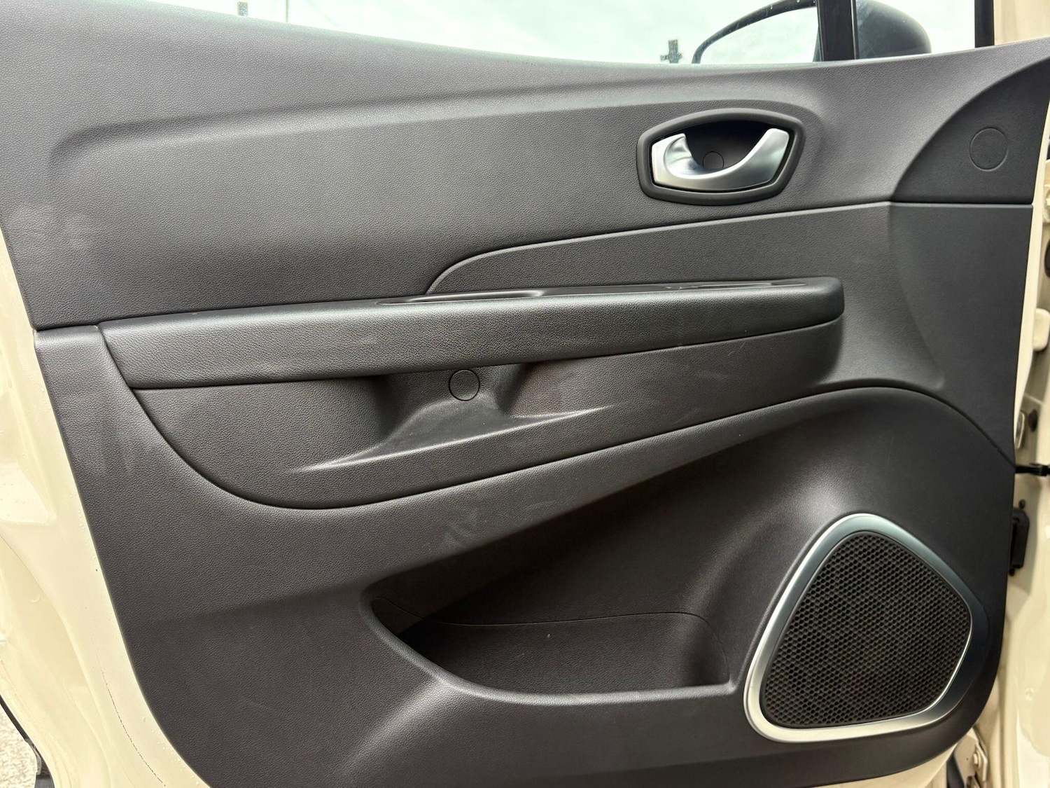 Used Renault Captur 2018 for sale - 77637775: Photo 33