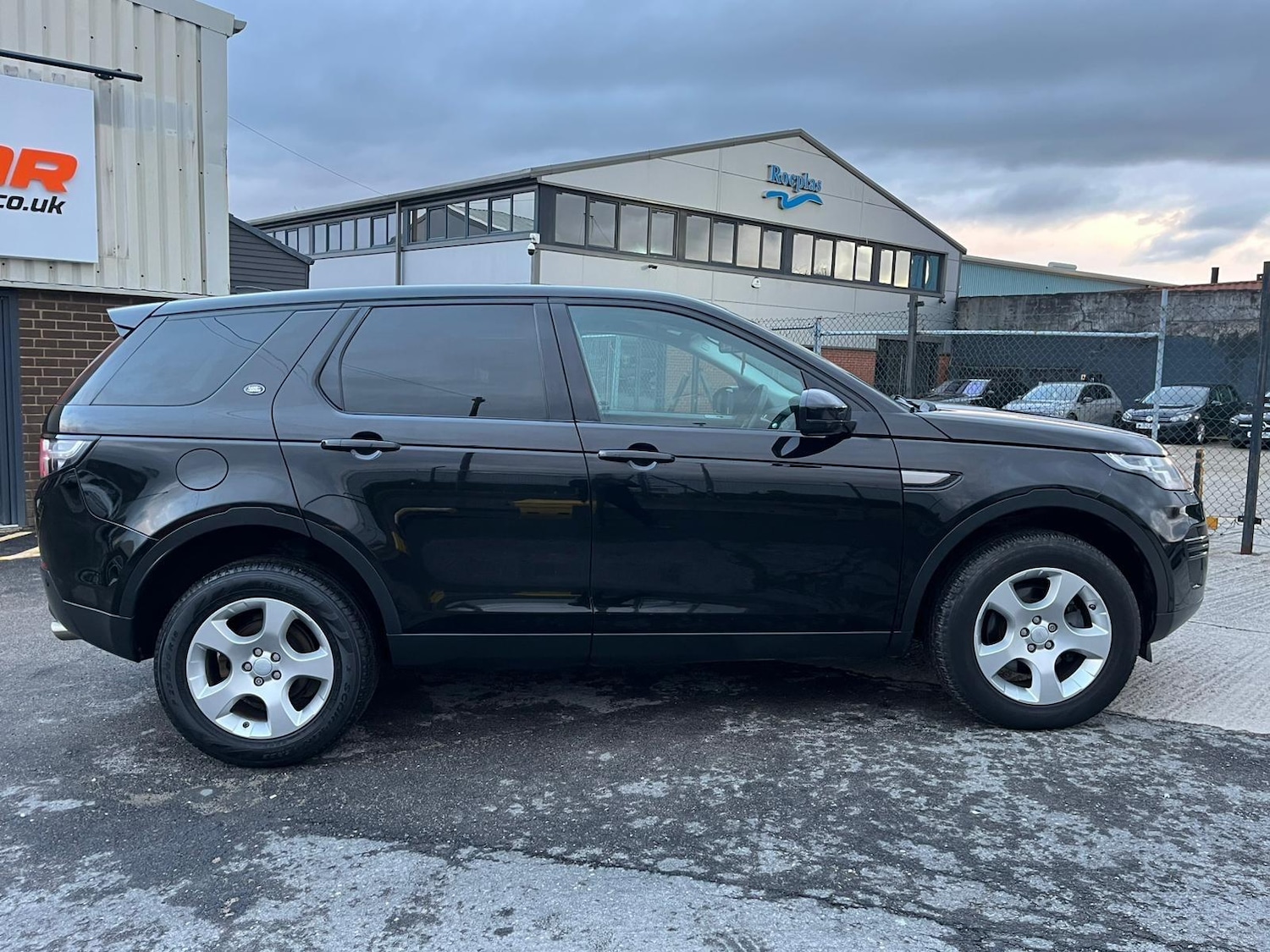Used Land Rover Discovery Sport 2016 for sale - 77376859: Photo 12