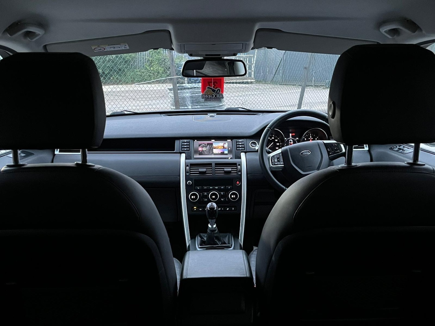 Used Land Rover Discovery Sport 2016 for sale - 77376859: Photo 15