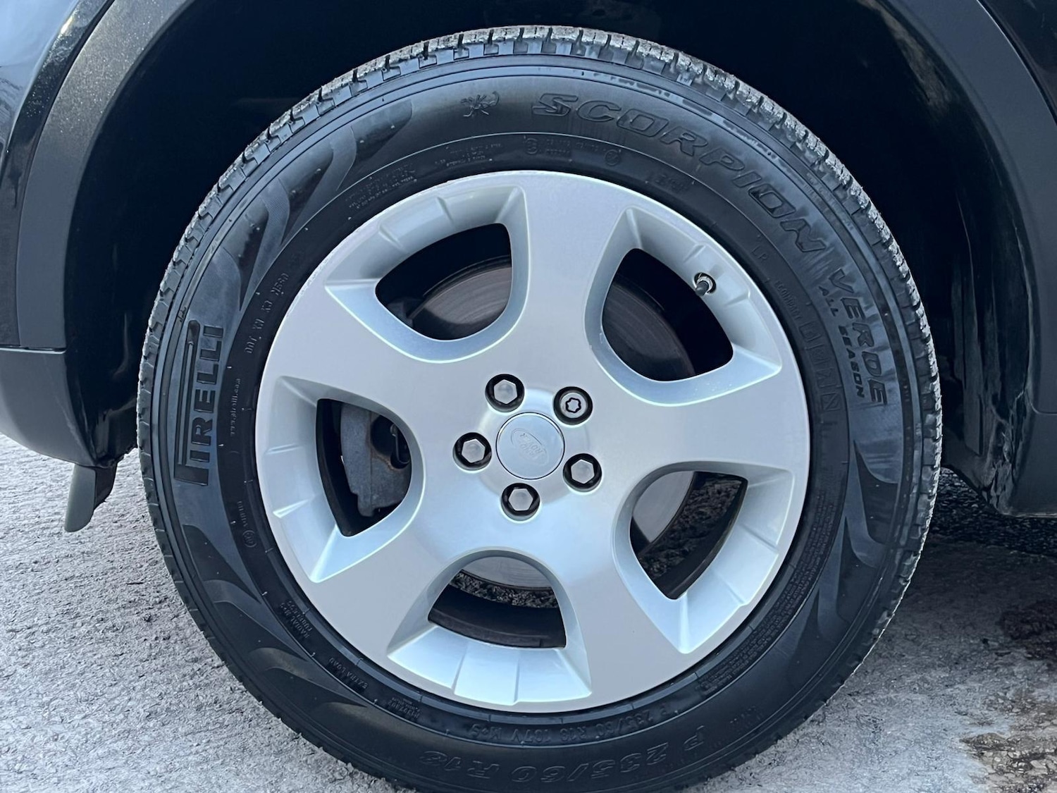 Used Land Rover Discovery Sport 2016 for sale - 77376859: Photo 31