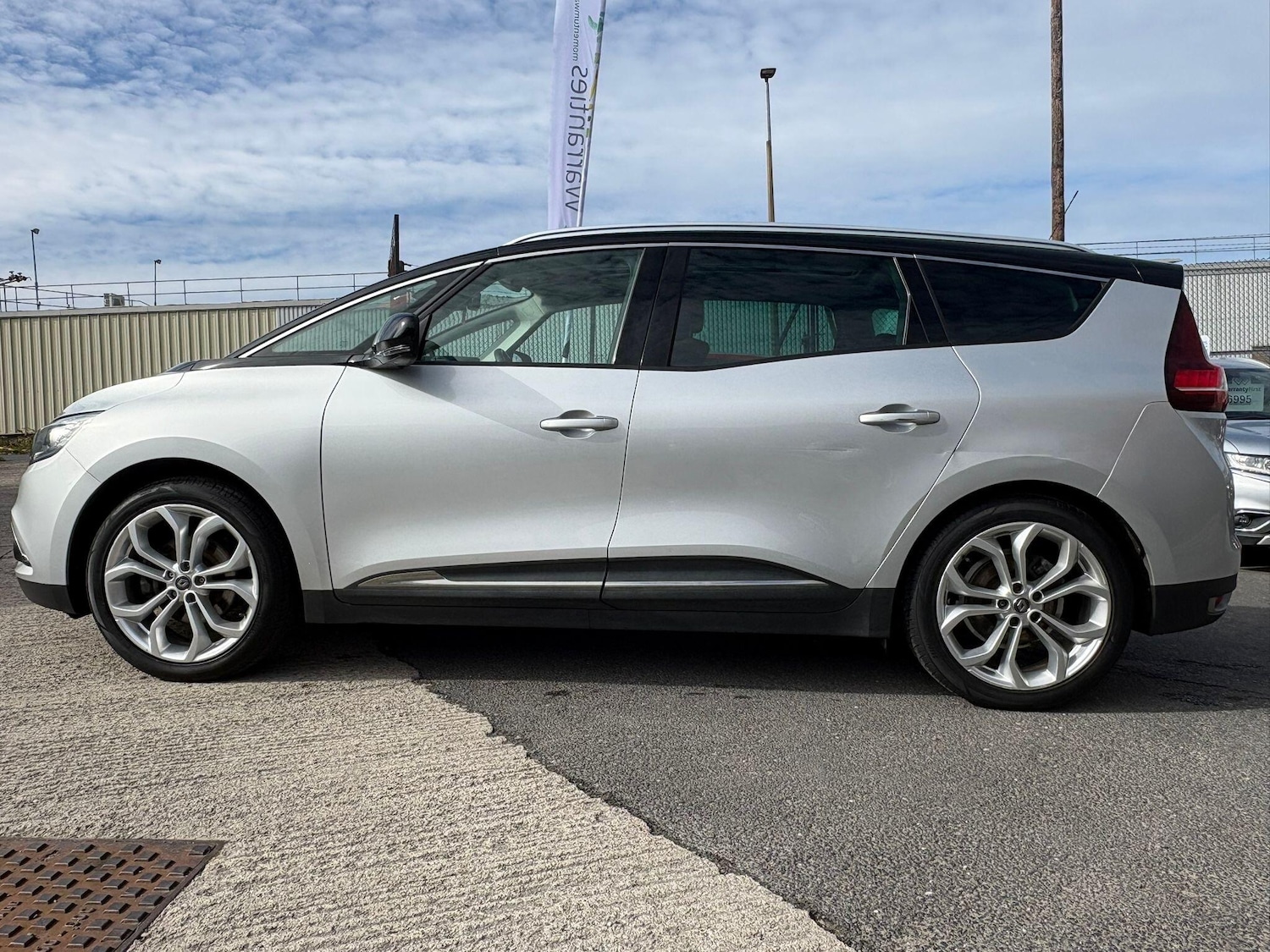 Used Renault Grand Scenic 2019 for sale - 78034462: Photo 15