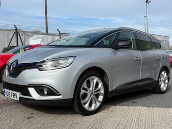 Used Renault Grand Scenic 2019 for sale - 78034462: Photo