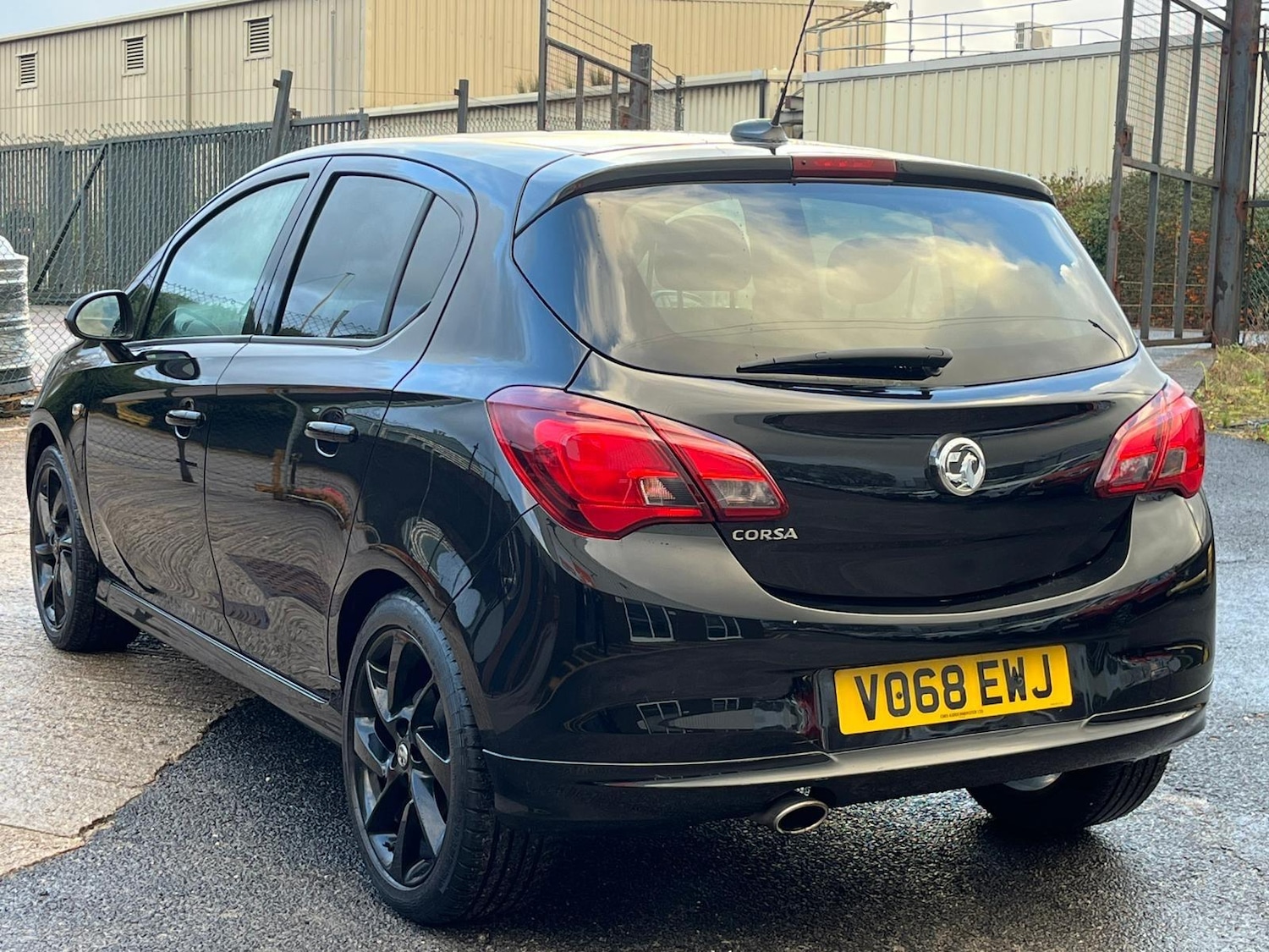 Used Vauxhall Corsa for sale - 76671694: Photo 4