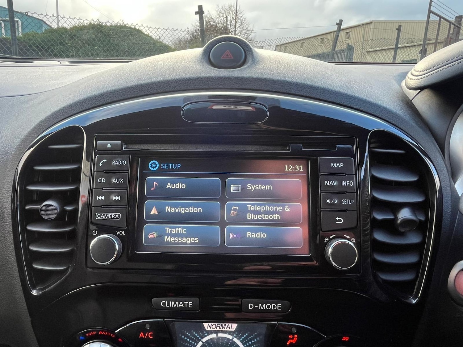 Used Nissan Juke 2018 for sale - 76689085: Photo 32