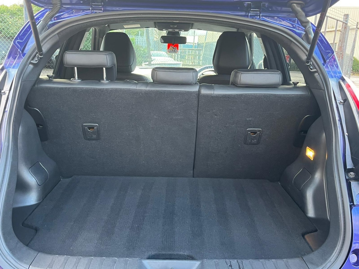 Used Nissan Juke 2018 for sale - 76689085: Photo 35