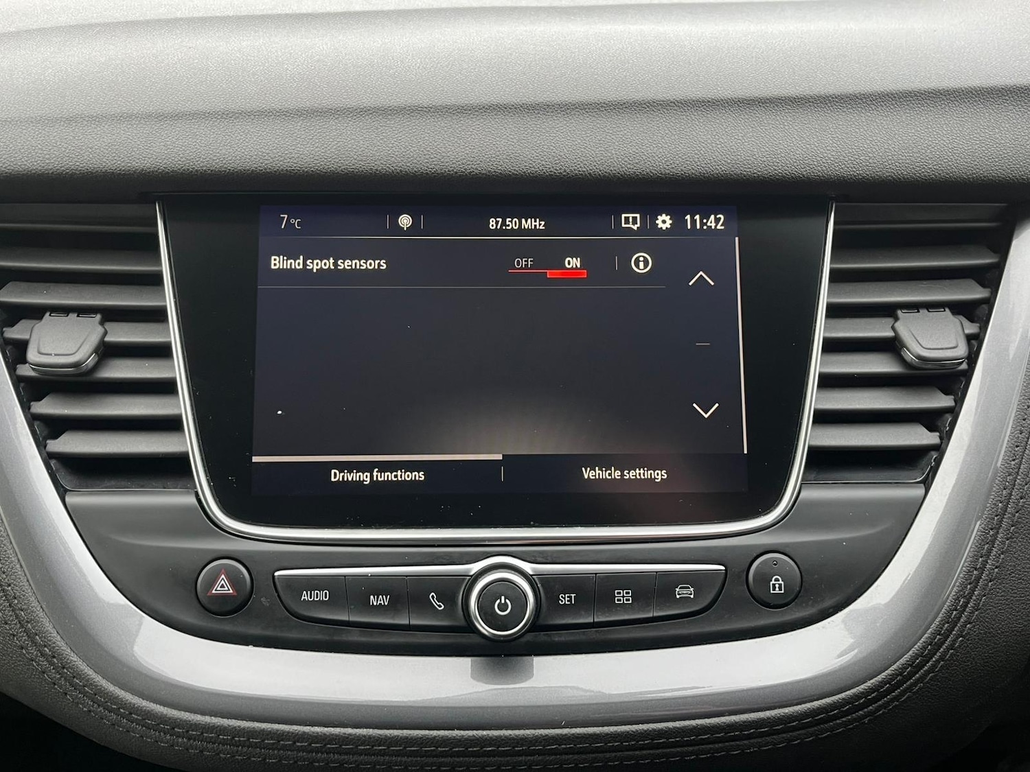 Used Vauxhall Grandland X 2018 for sale - 76689704: Photo 34